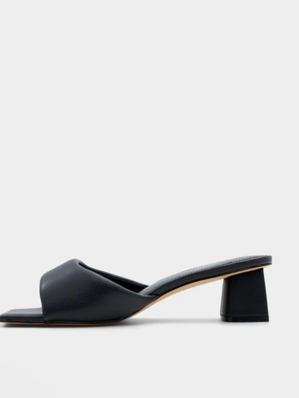 Square toe heeled mule